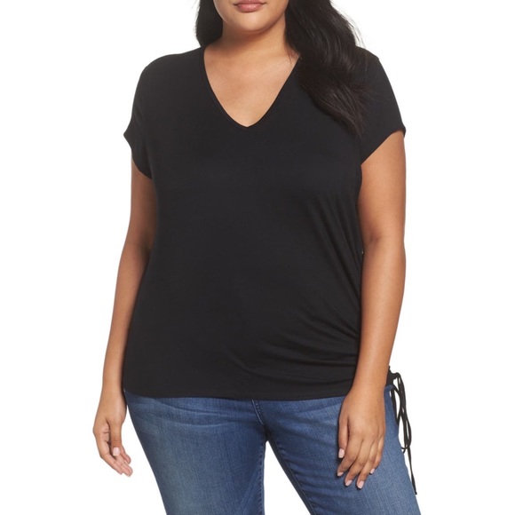 Sejour Tops - NWOT Sejour Short Sleeve V-Neck Jersey Fabric with Ruching
